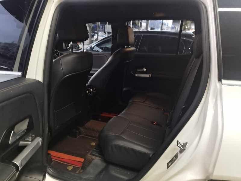 Mercedes-Benz Mercedes-Benz GLB