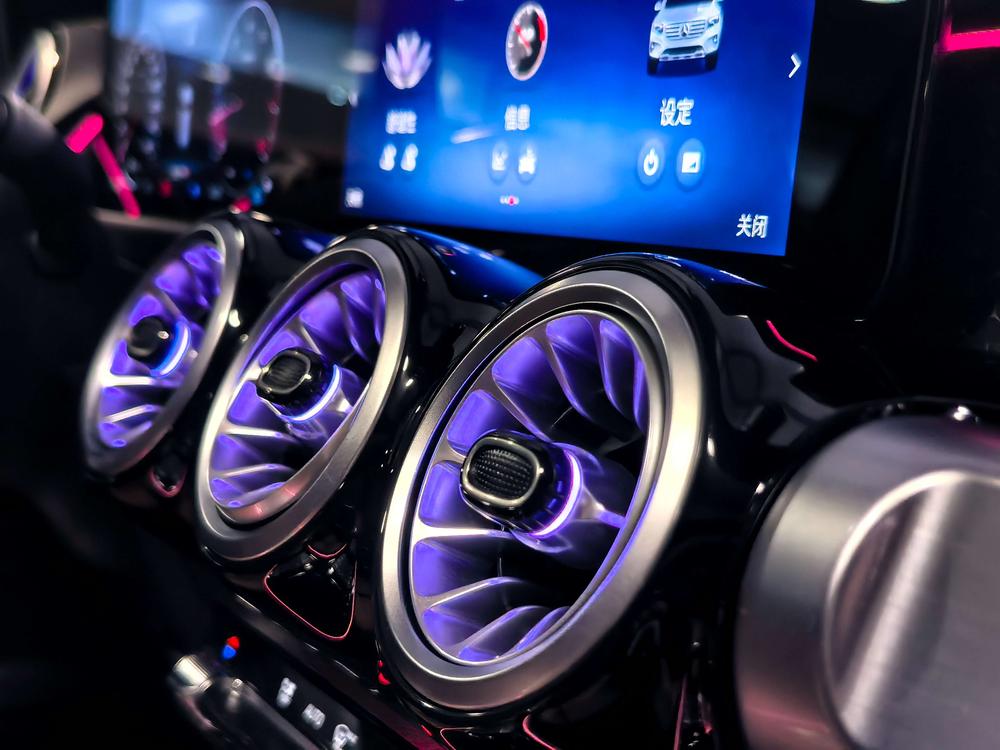 Mercedes-Benz Mercedes-Benz GLB