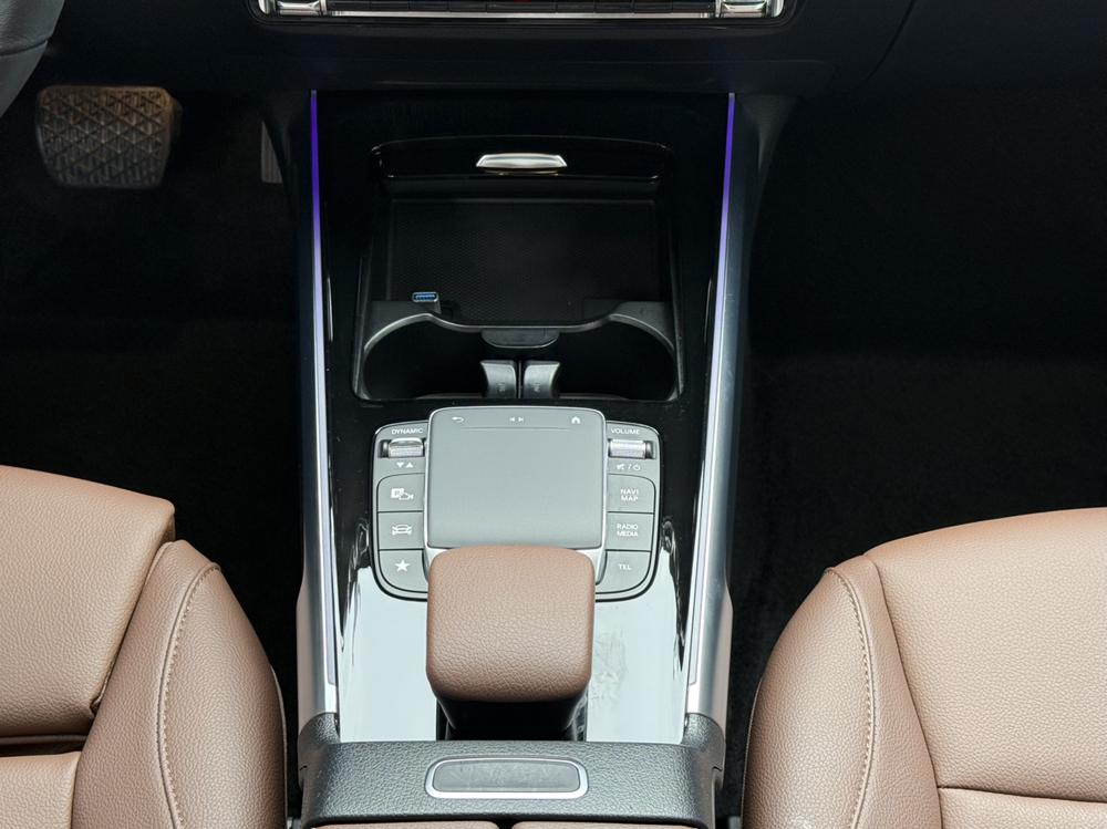 Mercedes-Benz Mercedes-Benz GLB