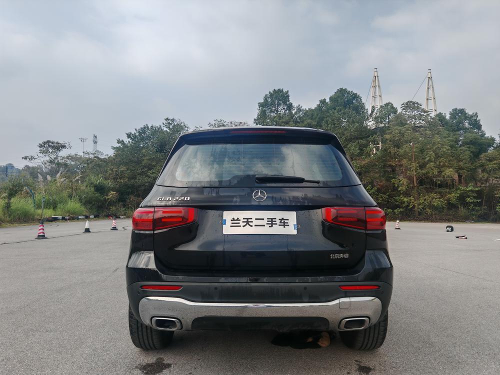 Mercedes-Benz Mercedes-Benz GLB