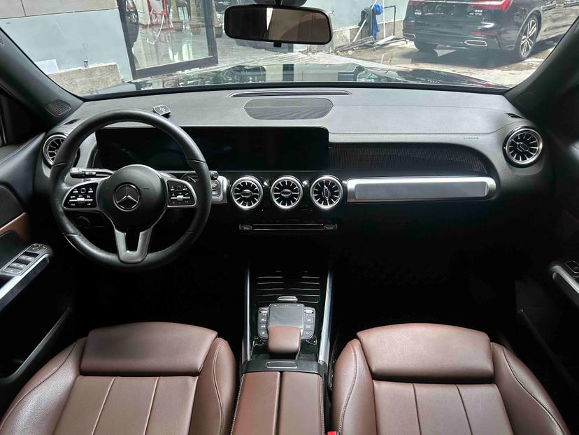 Mercedes-Benz Mercedes-Benz GLB