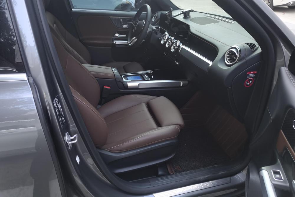 Mercedes-Benz Mercedes-Benz GLB