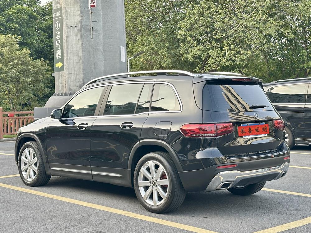 Mercedes-Benz Mercedes-Benz GLB