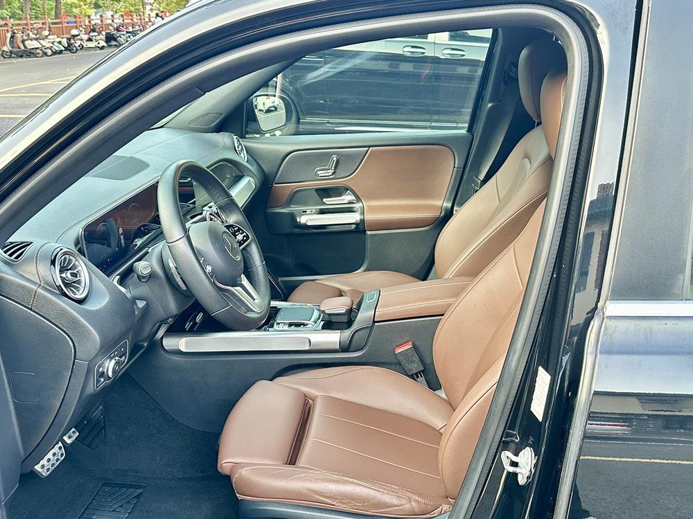 Mercedes-Benz Mercedes-Benz GLB