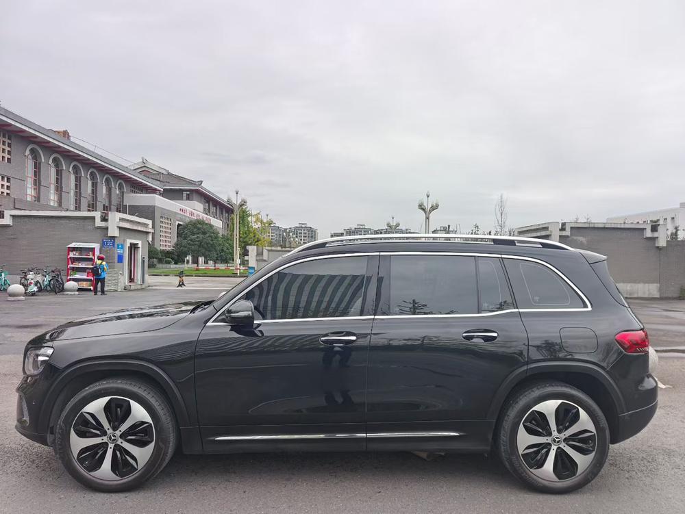 Mercedes-Benz Mercedes-Benz GLB