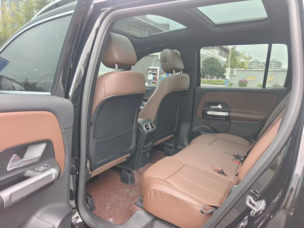 Mercedes-Benz Mercedes-Benz GLB