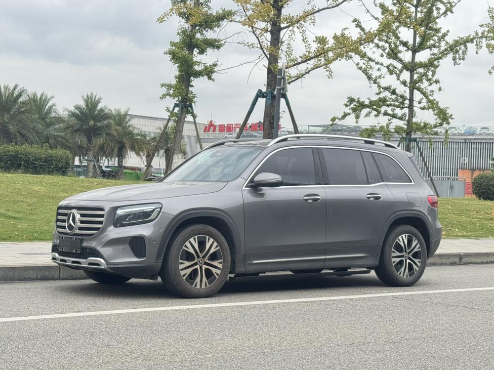 Mercedes-Benz Mercedes-Benz GLB