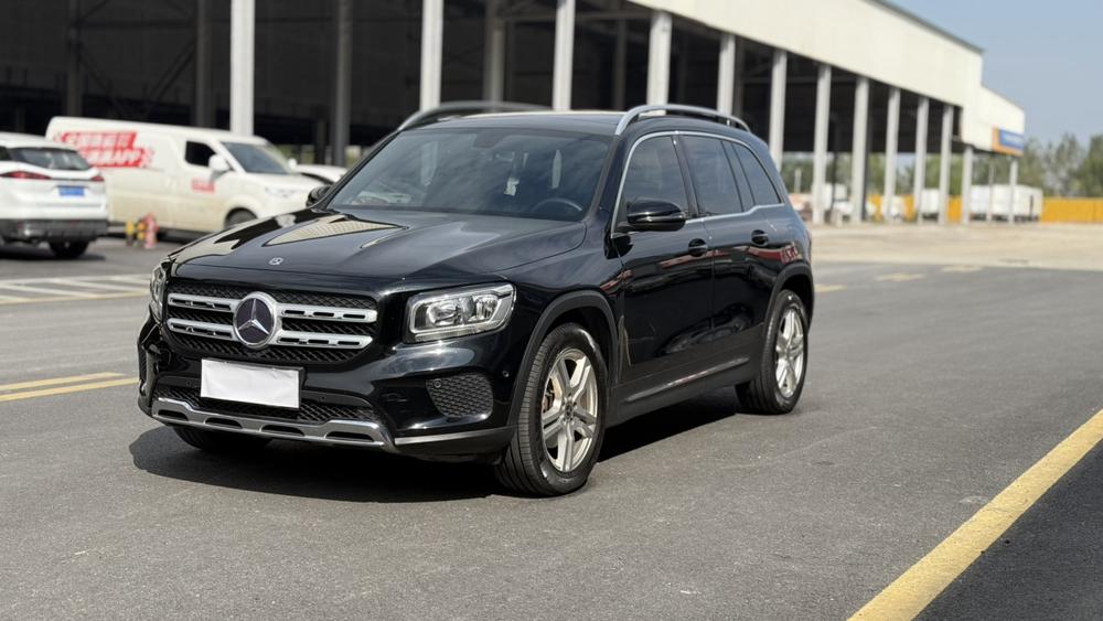 Mercedes-Benz Mercedes-Benz GLB