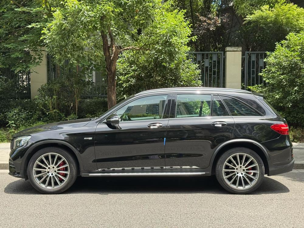 Mercedes-Benz Mercedes-Benz GLC AMG