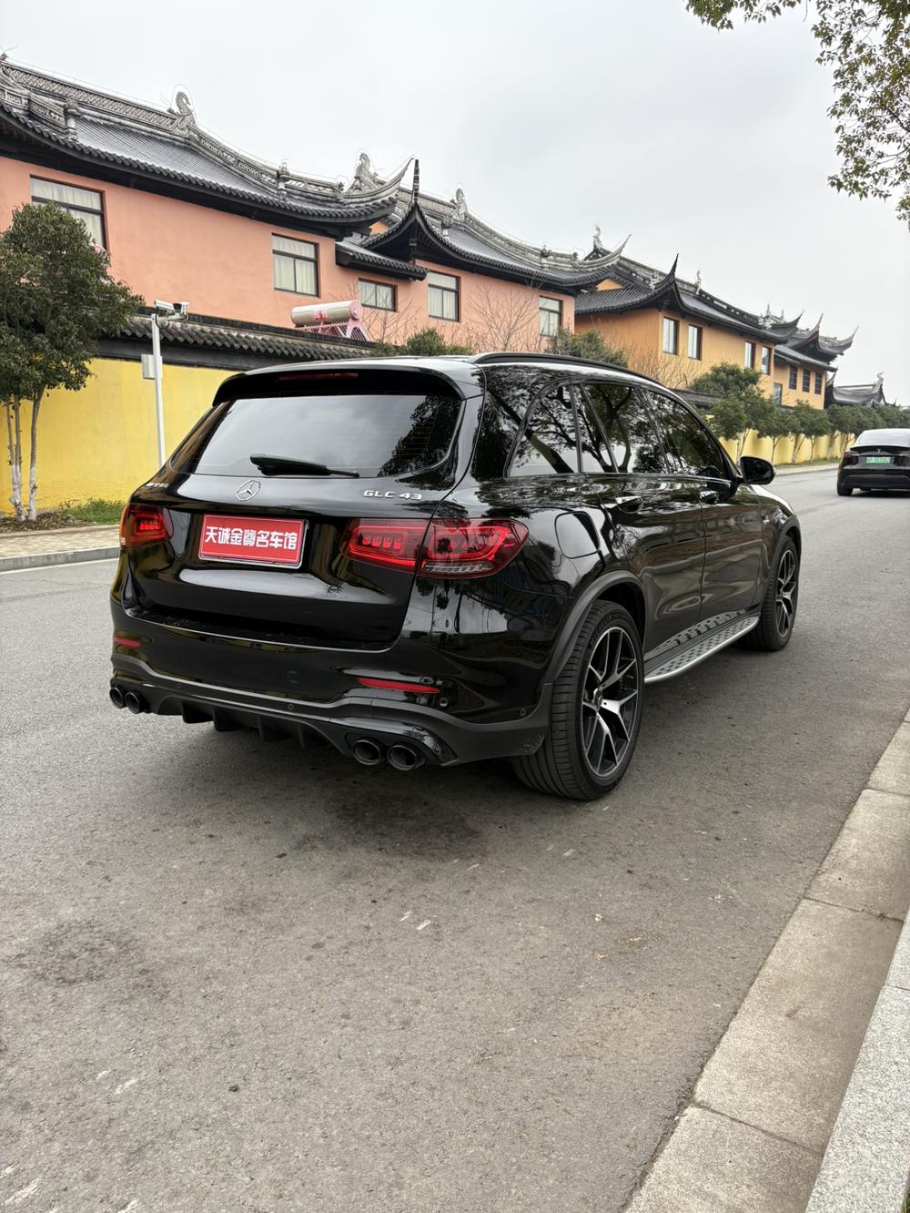 Mercedes-Benz Mercedes-Benz GLC AMG
