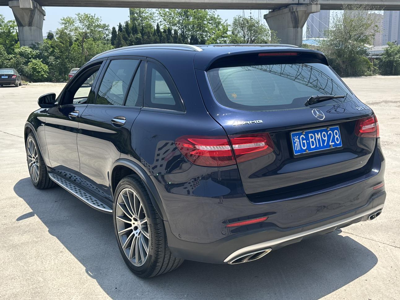 Mercedes-Benz Mercedes-Benz GLC AMG