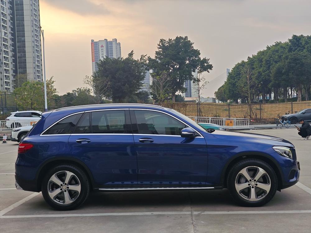 Mercedes-Benz Mercedes-Benz GLC