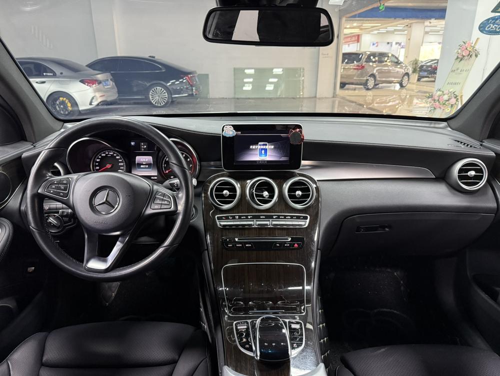 Mercedes-Benz Mercedes-Benz GLC