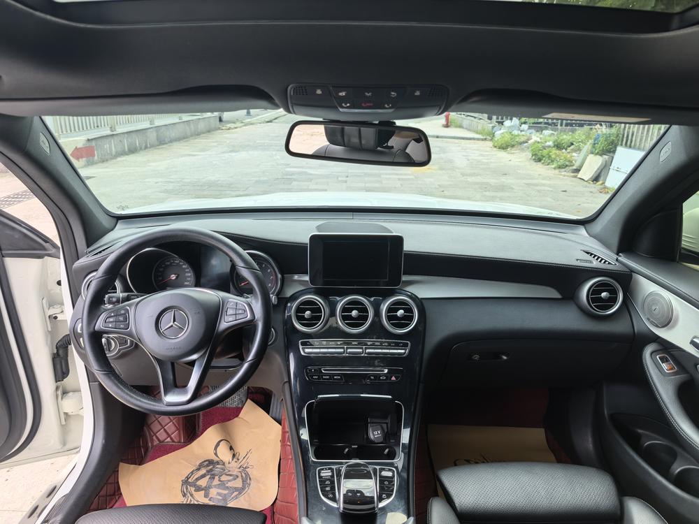 Mercedes-Benz Mercedes-Benz GLC