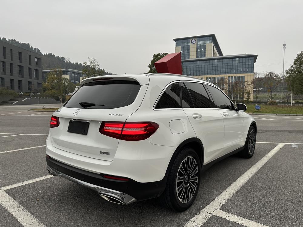Mercedes-Benz Mercedes-Benz GLC