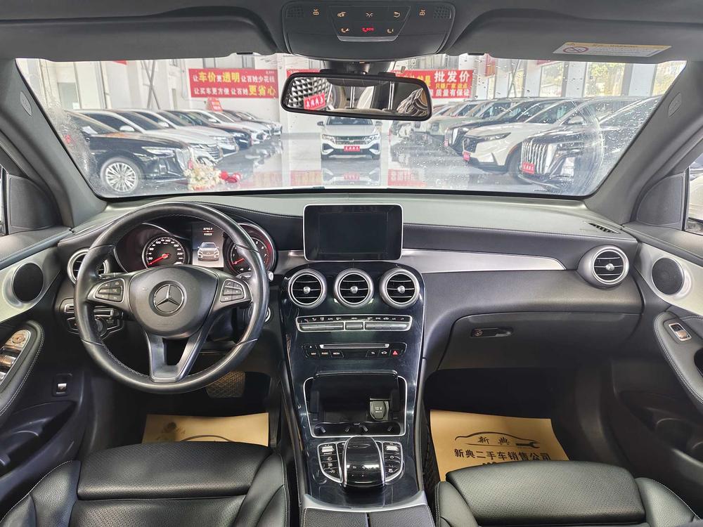 Mercedes-Benz Mercedes-Benz GLC