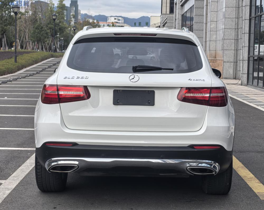 Mercedes-Benz Mercedes-Benz GLC