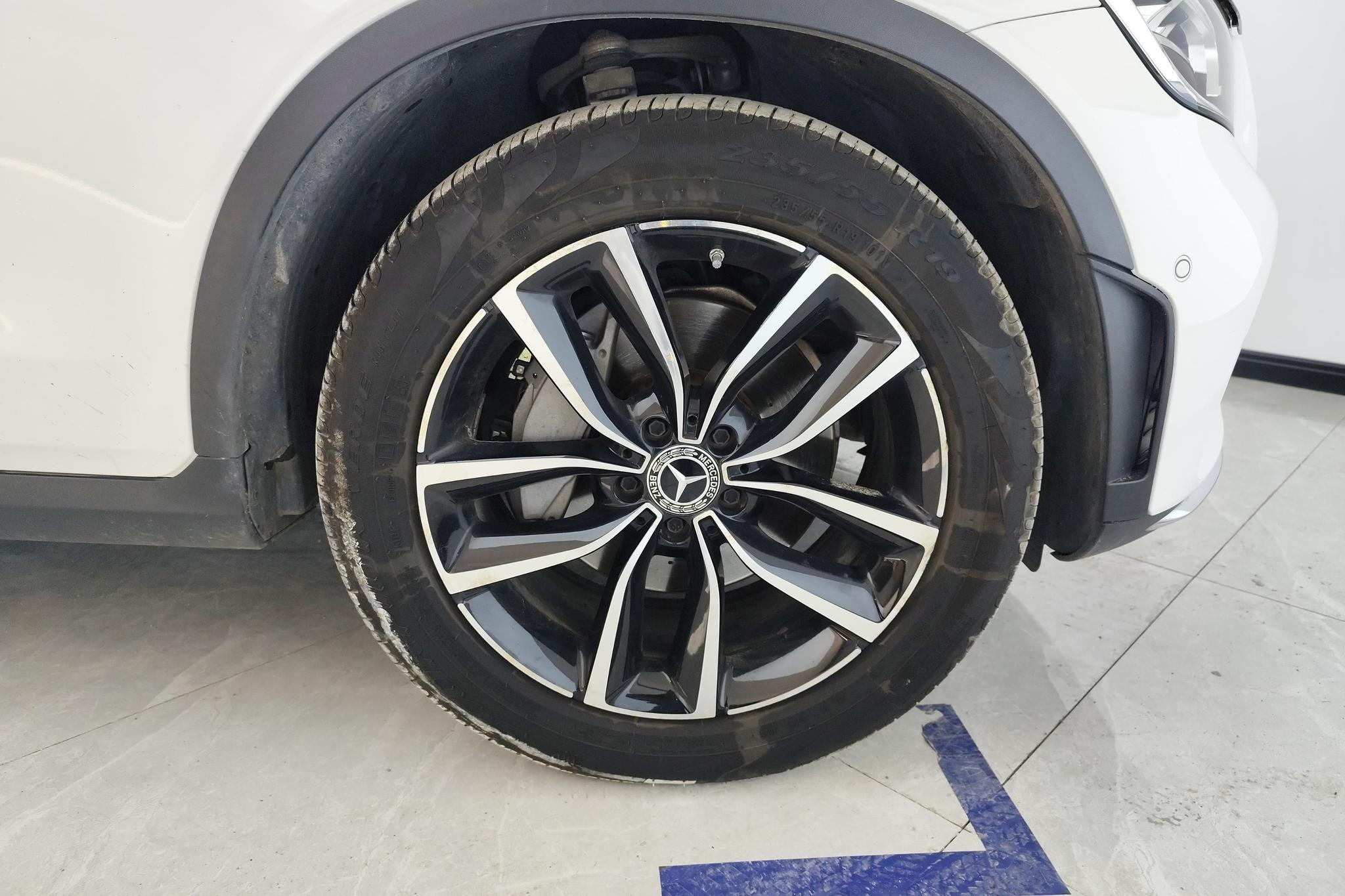 Mercedes-Benz Mercedes-Benz GLC