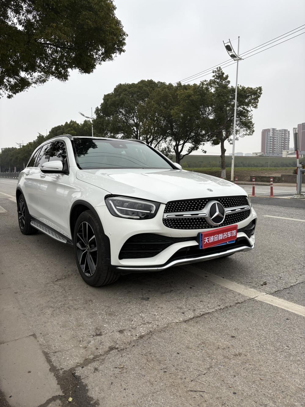 Mercedes-Benz Mercedes-Benz GLC