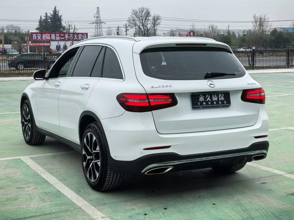 Mercedes-Benz Mercedes-Benz GLC