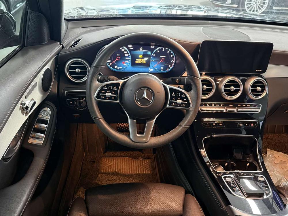 Mercedes-Benz Mercedes-Benz GLC
