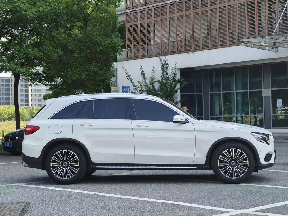 Mercedes-Benz Mercedes-Benz GLC