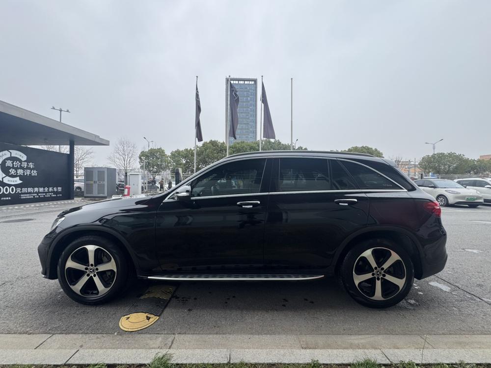 Mercedes-Benz Mercedes-Benz GLC