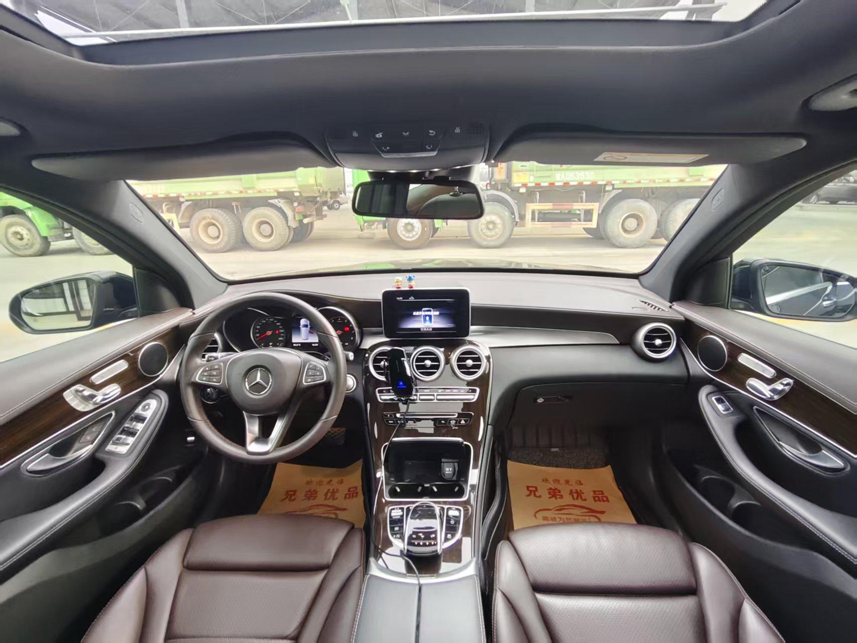 Mercedes-Benz Mercedes-Benz GLC