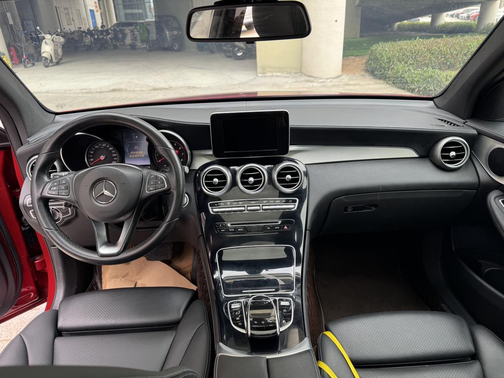 Mercedes-Benz Mercedes-Benz GLC