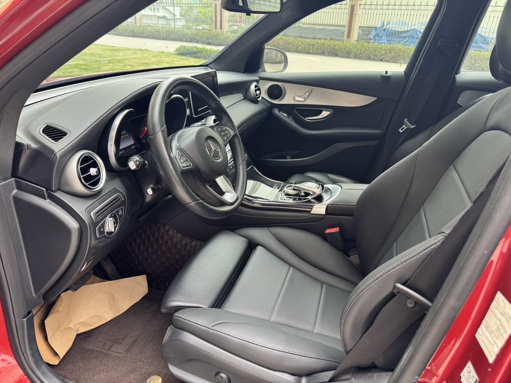 Mercedes-Benz Mercedes-Benz GLC