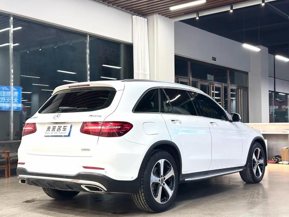 Mercedes-Benz Mercedes-Benz GLC