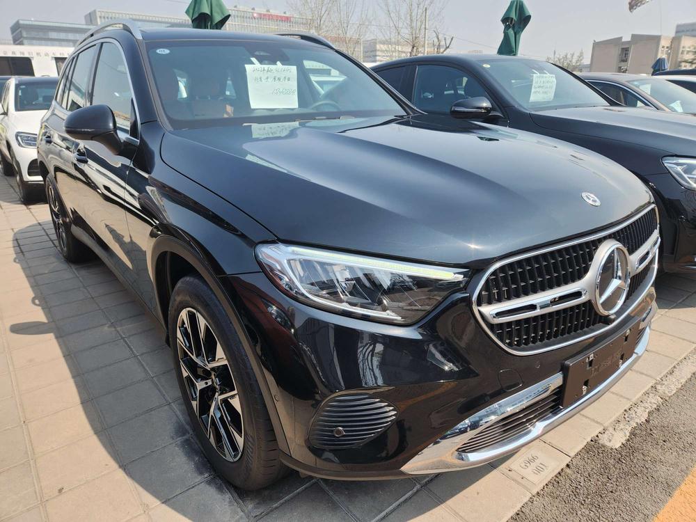 Mercedes-Benz Mercedes-Benz GLC