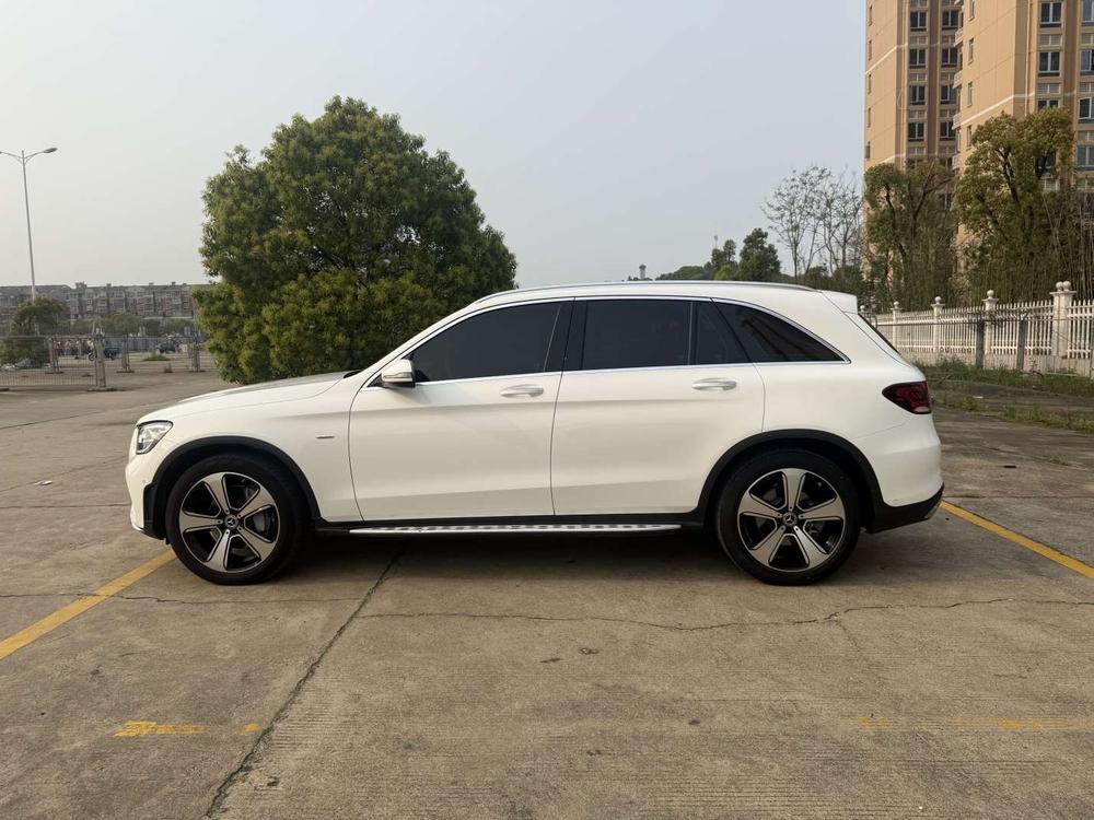 Mercedes-Benz Mercedes-Benz GLC