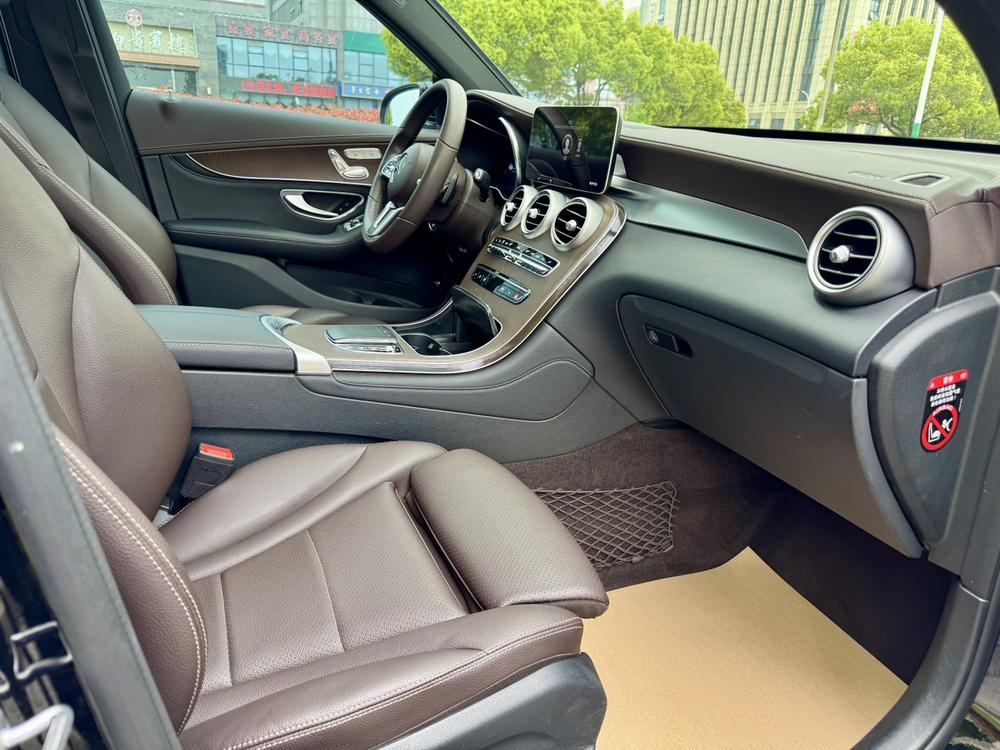 Mercedes-Benz Mercedes-Benz GLC