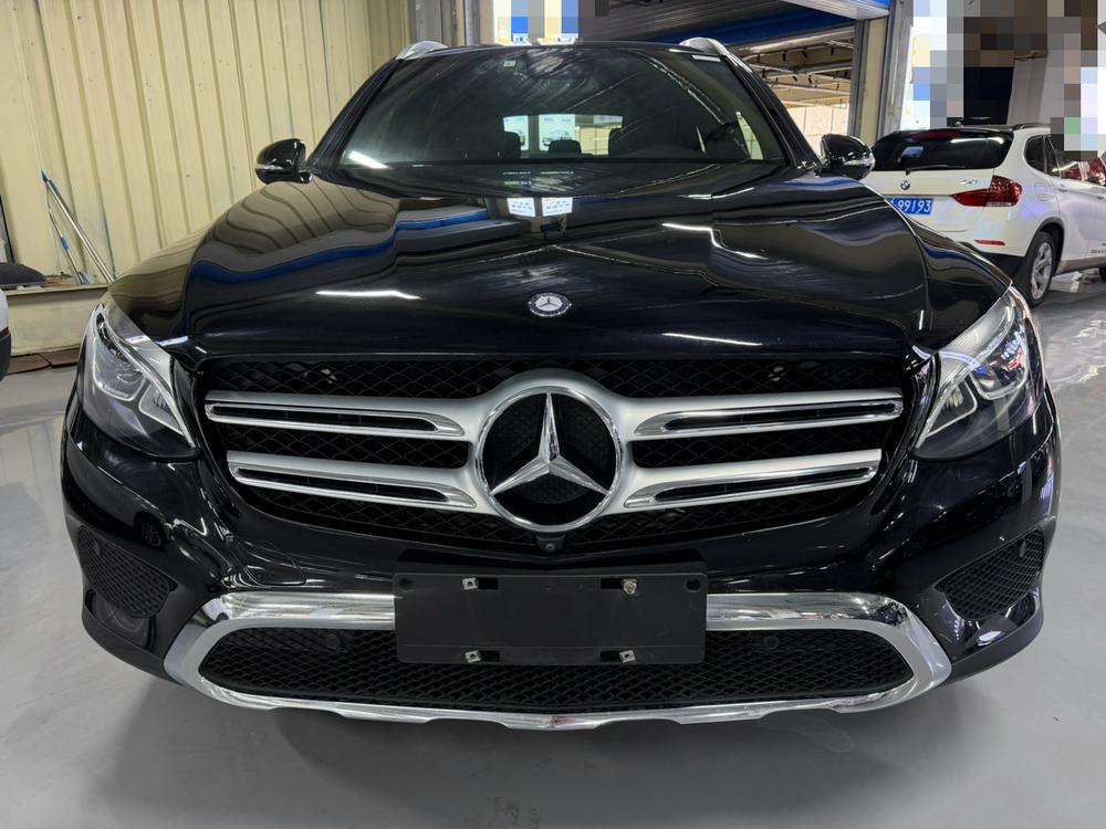 Mercedes-Benz Mercedes-Benz GLC