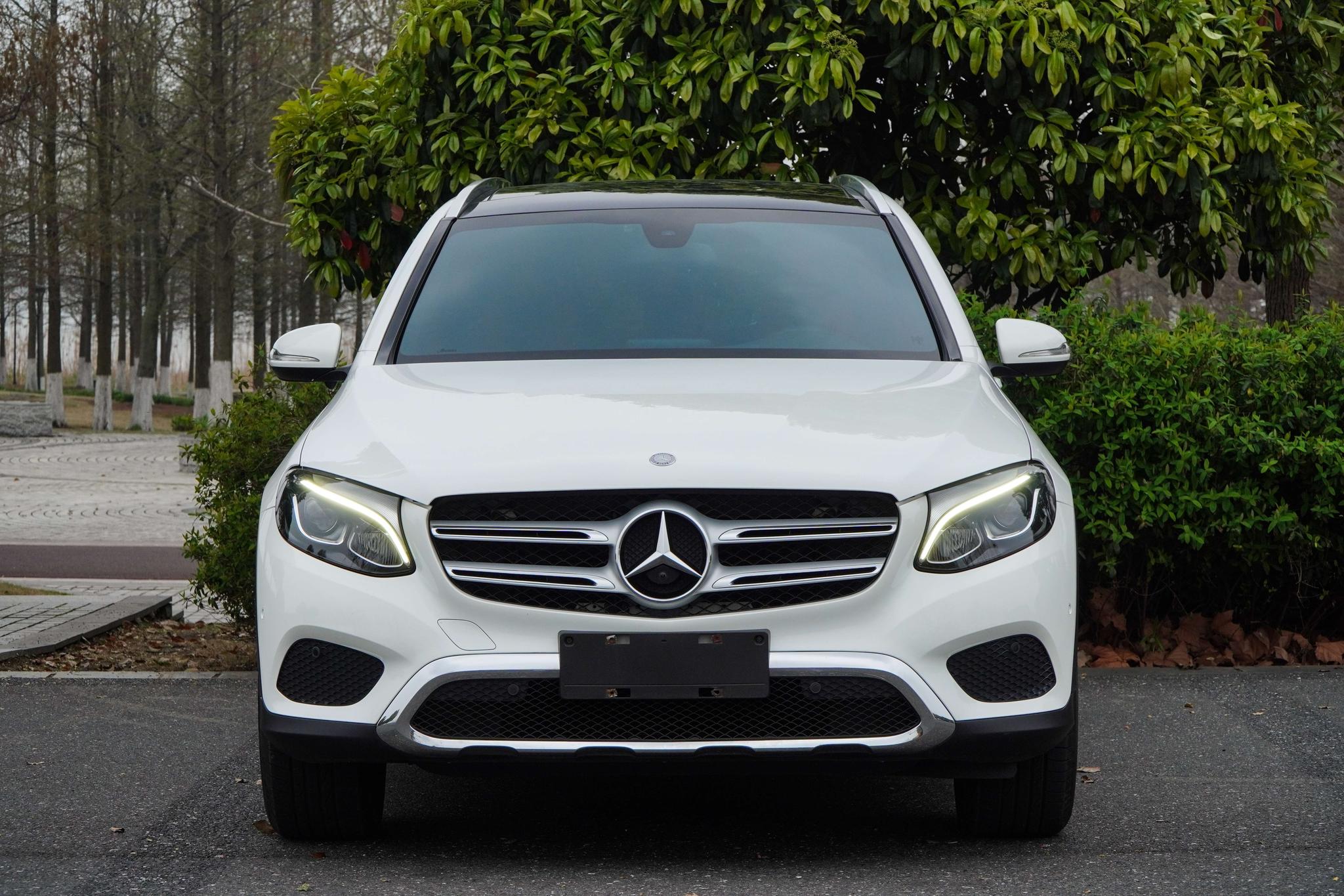 Mercedes-Benz Mercedes-Benz GLC