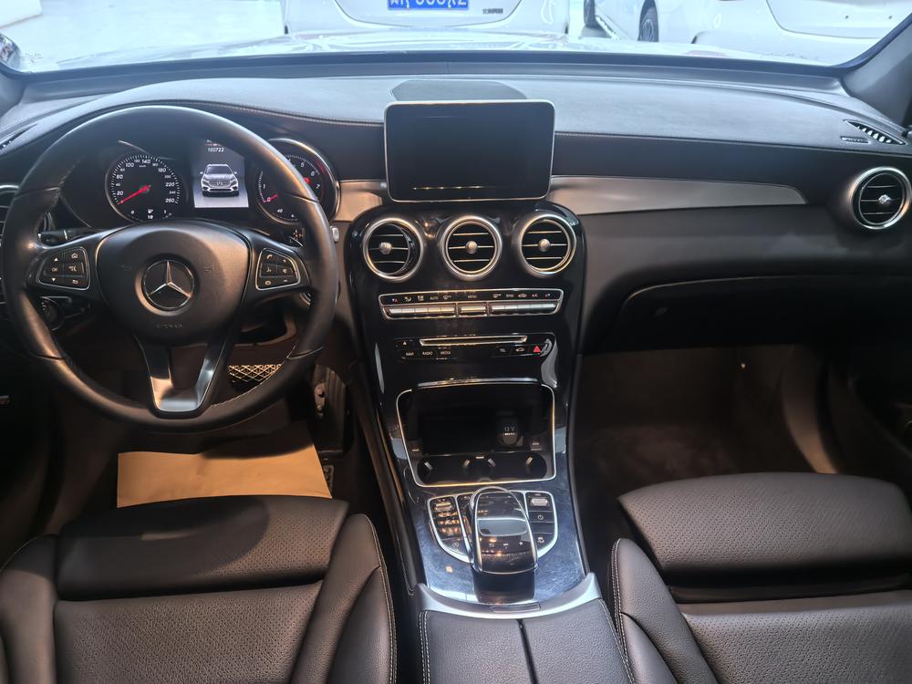 Mercedes-Benz Mercedes-Benz GLC