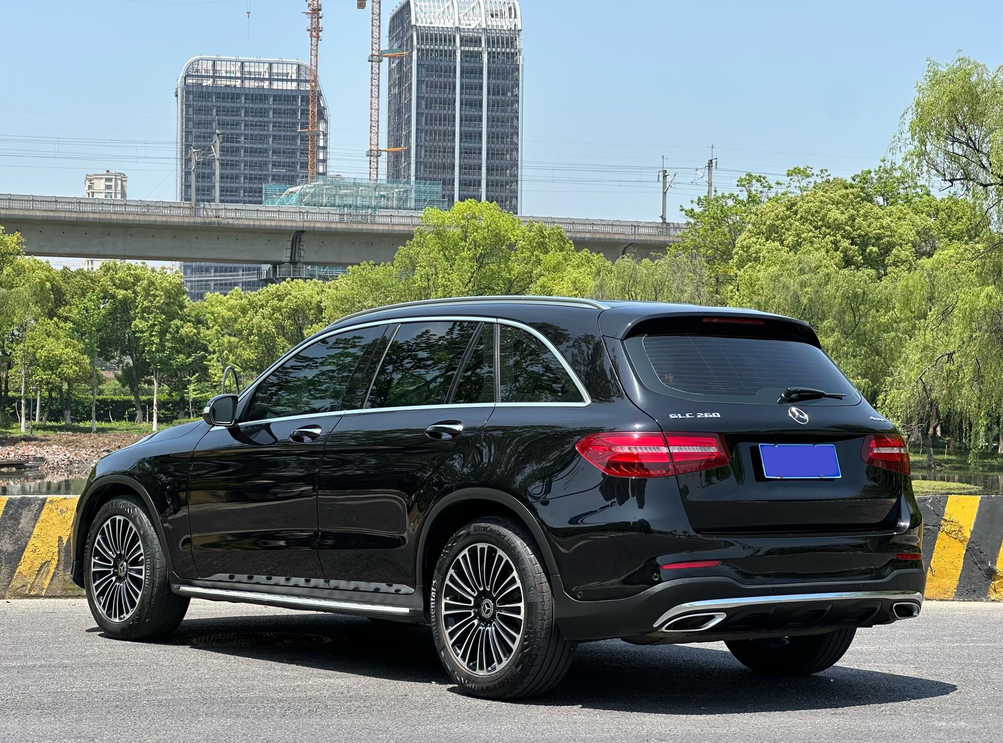 Mercedes-Benz Mercedes-Benz GLC