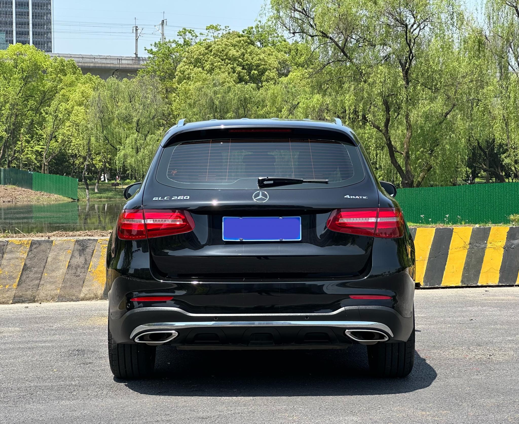 Mercedes-Benz Mercedes-Benz GLC