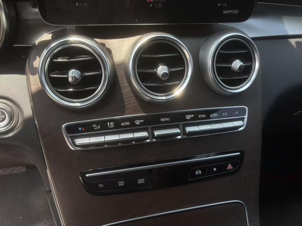 Mercedes-Benz Mercedes-Benz GLC