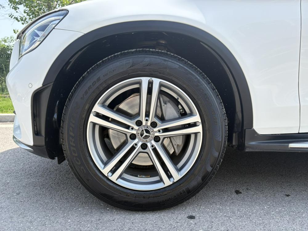 Mercedes-Benz Mercedes-Benz GLC