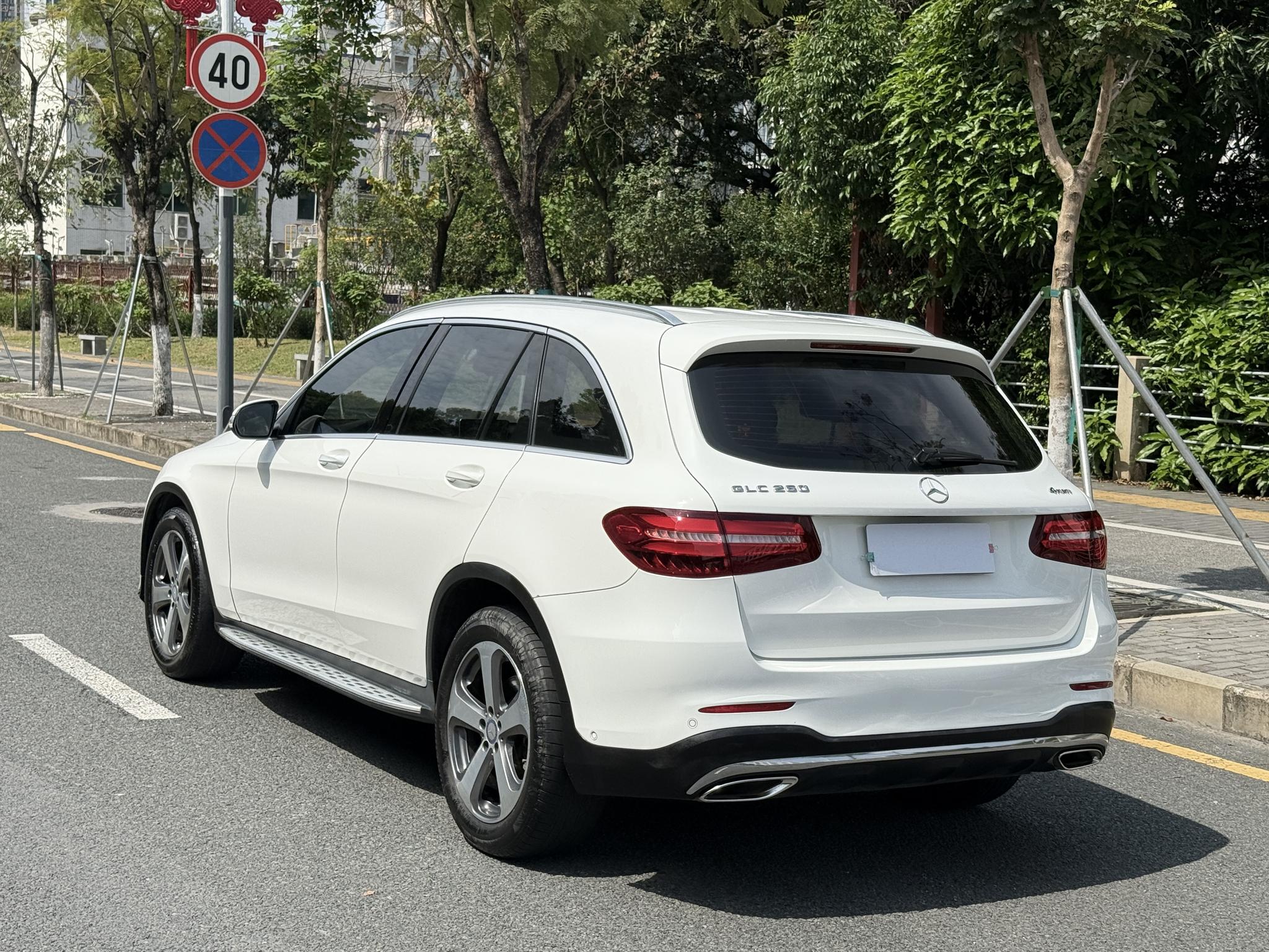 Mercedes-Benz Mercedes-Benz GLC