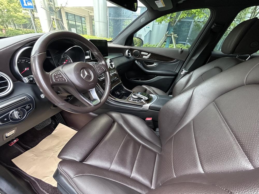 Mercedes-Benz Mercedes-Benz GLC