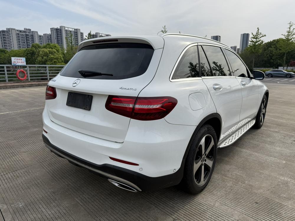 Mercedes-Benz Mercedes-Benz GLC