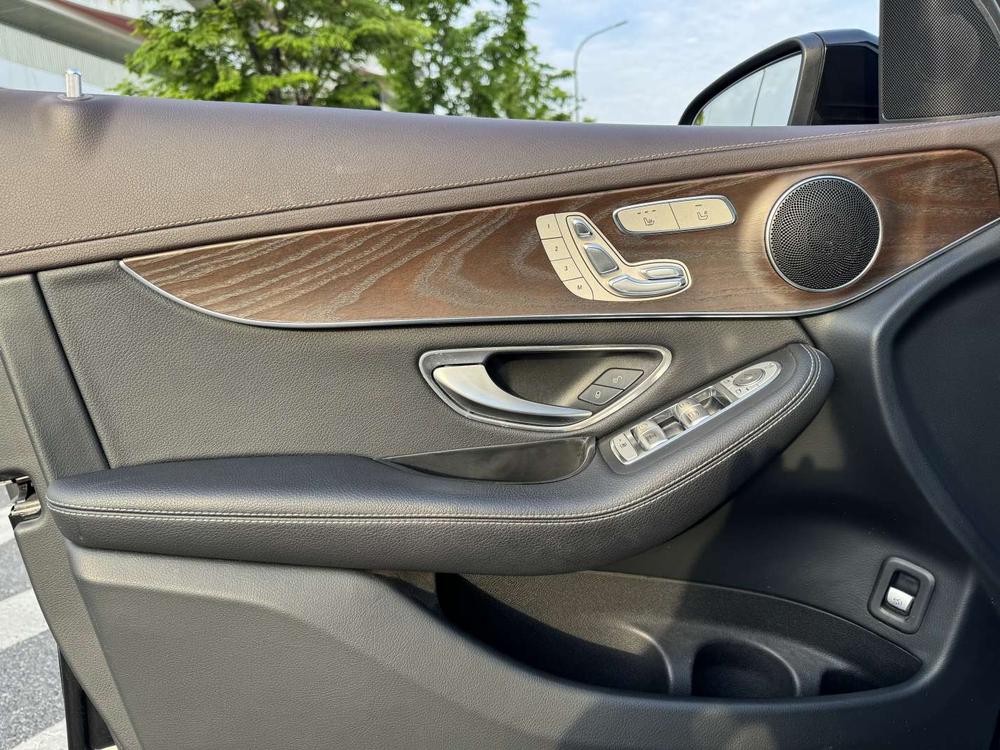 Mercedes-Benz Mercedes-Benz GLC