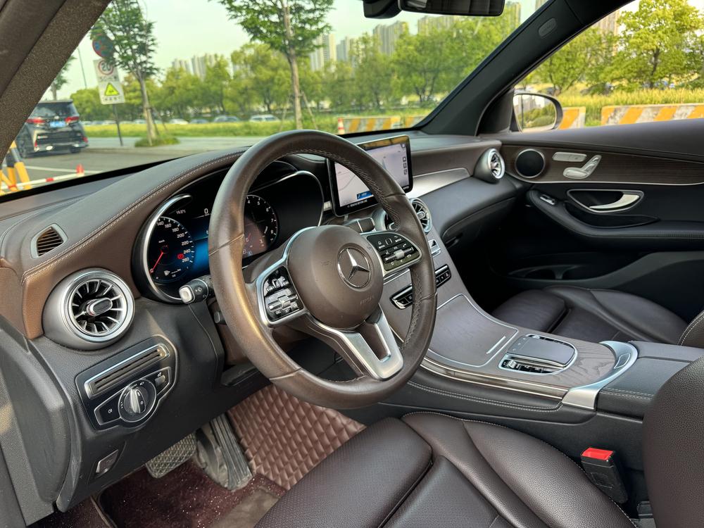 Mercedes-Benz Mercedes-Benz GLC