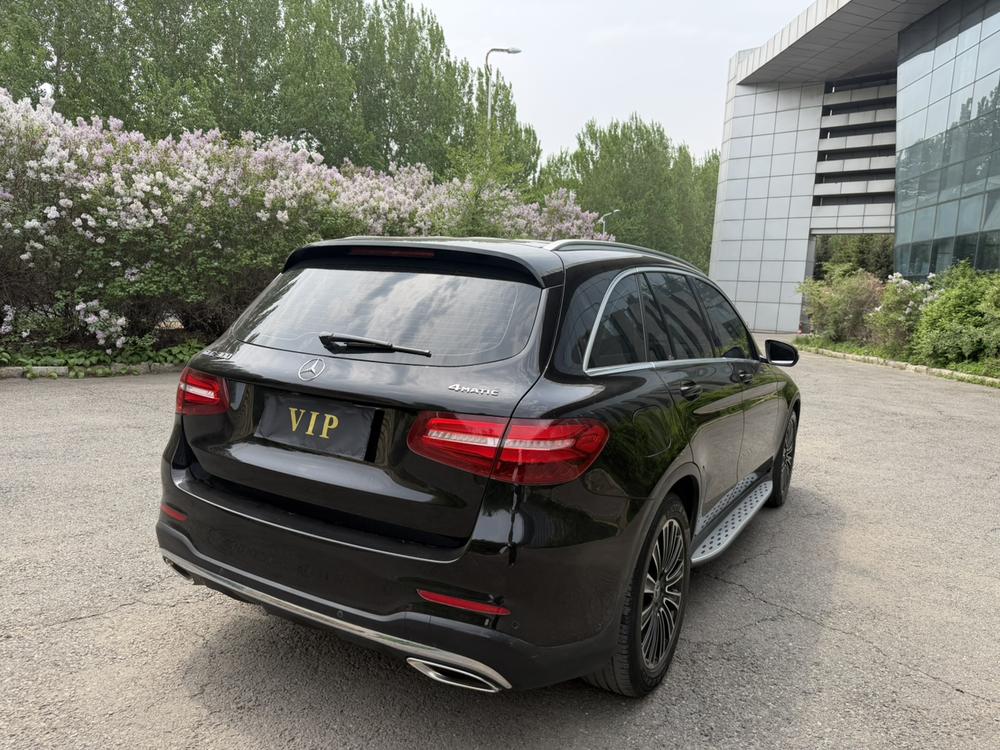 Mercedes-Benz Mercedes-Benz GLC