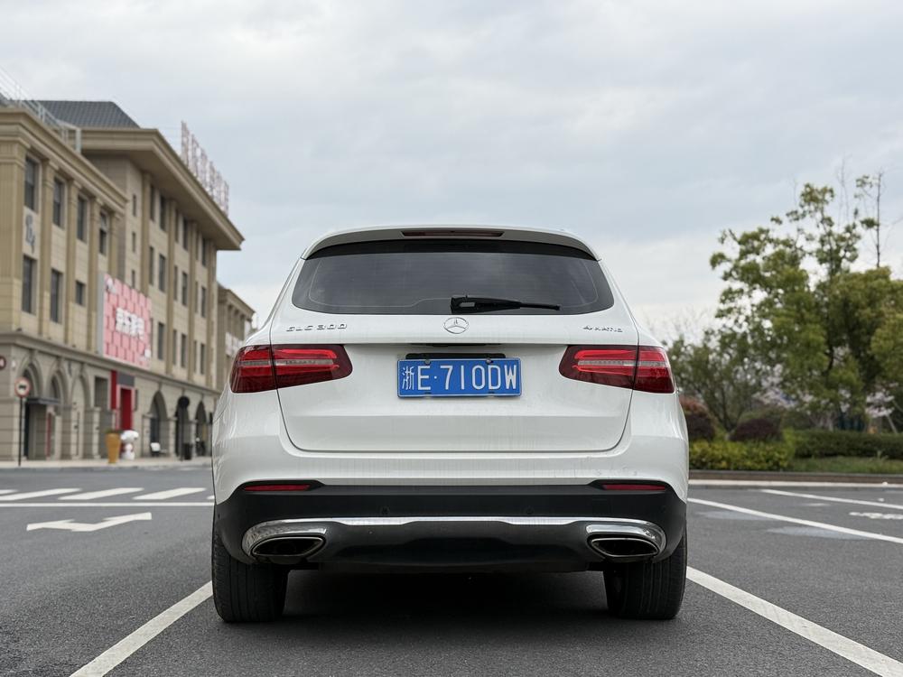 Mercedes-Benz Mercedes-Benz GLC