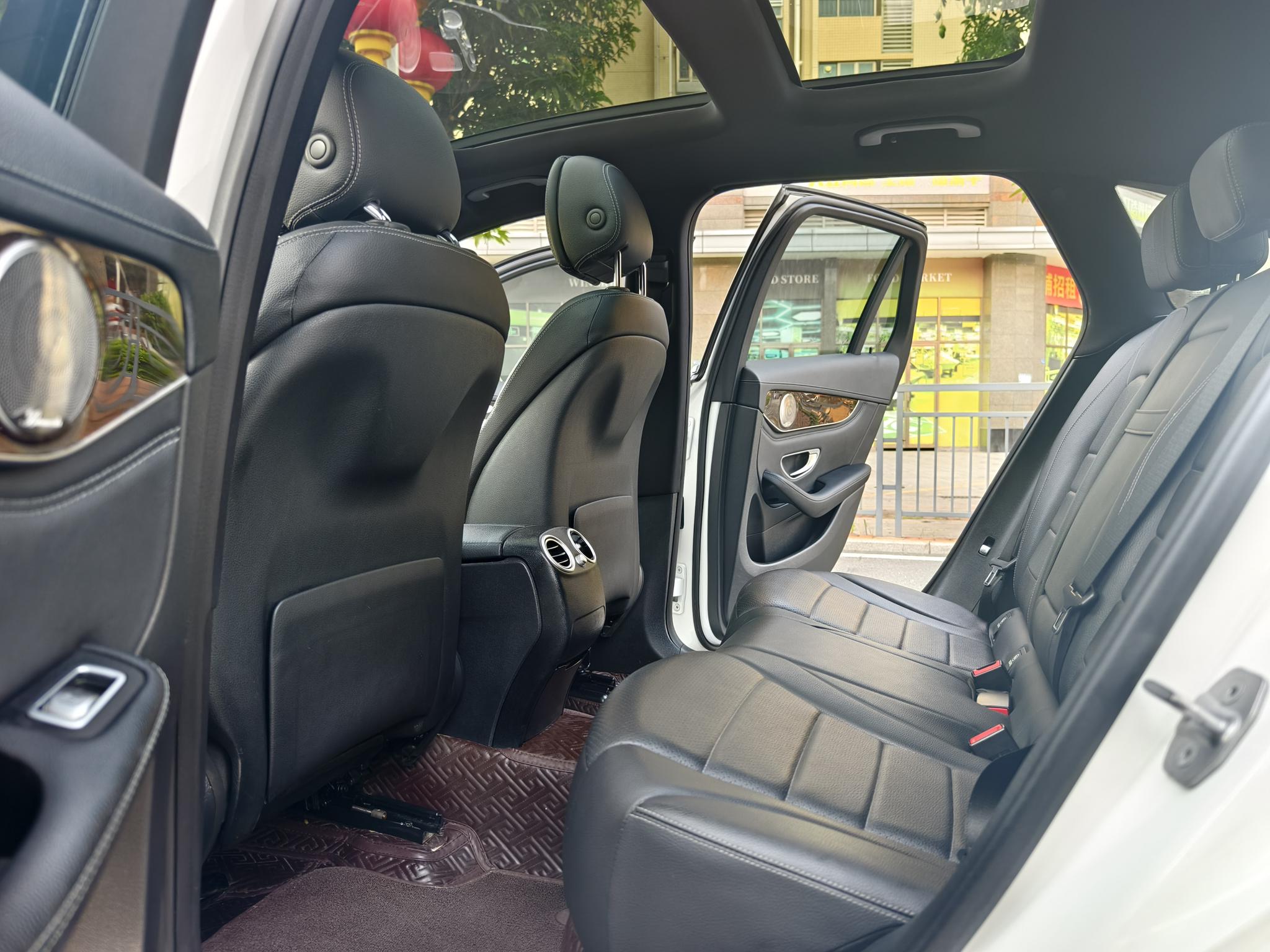Mercedes-Benz Mercedes-Benz GLC