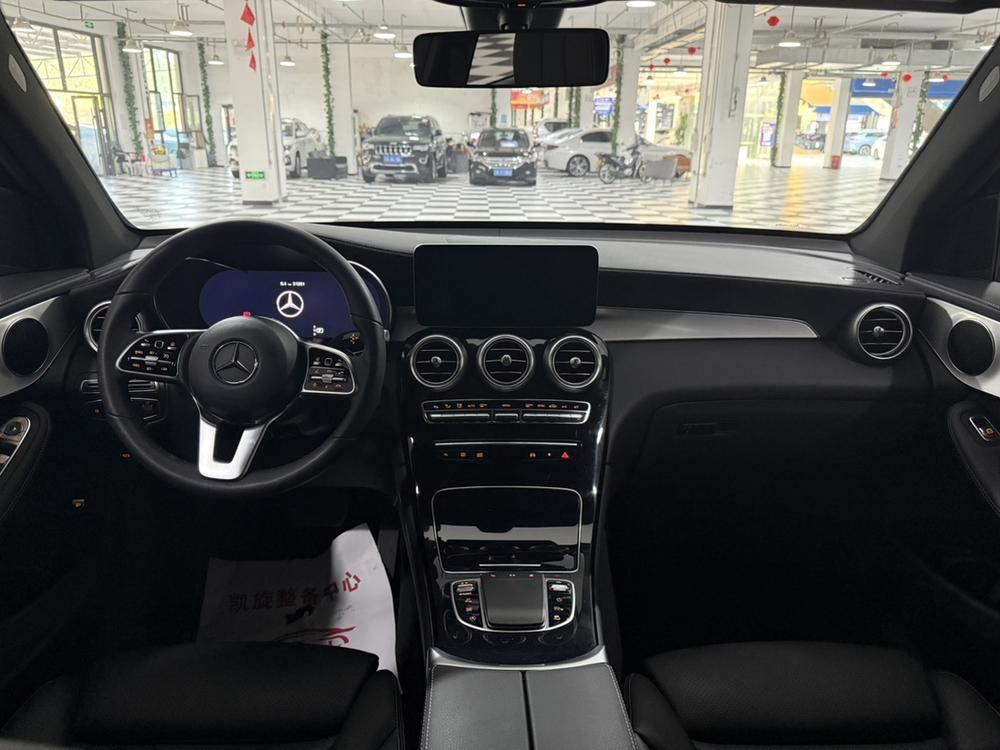 Mercedes-Benz Mercedes-Benz GLC